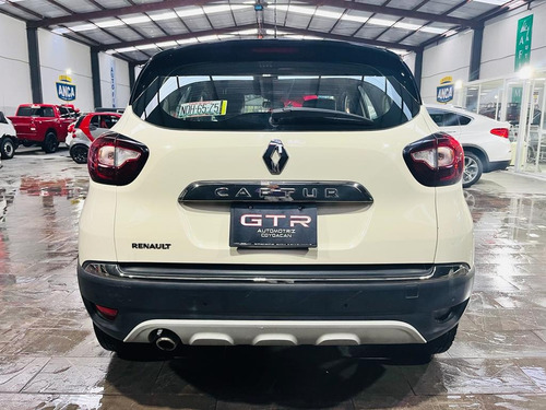Renault Captur 2.0 Iconic At