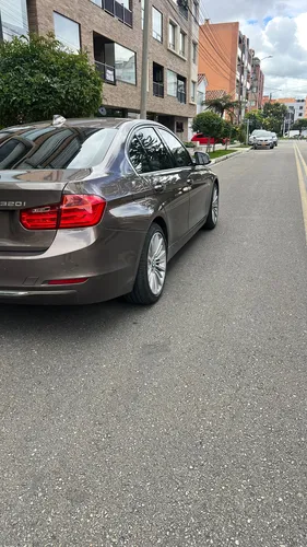 BMW Serie 3 2.0 320i F30 Luxury Line Plus