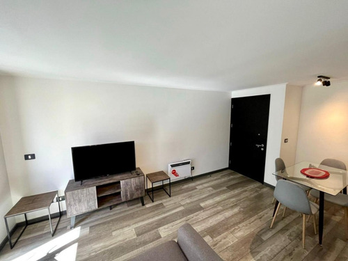 Moderno Departamento Amoblado 2d / 2b