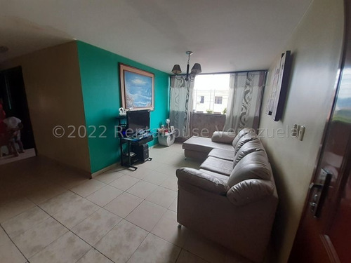 Apartamento En Venta En San Jacinto Maracay Aragua 23-878 Irrr