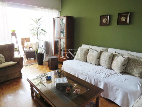 Venta Apartamento Tres Dormitorios Centro