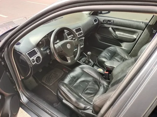 Carro Familiar Versión Top De Gama Enllantado Negociable
