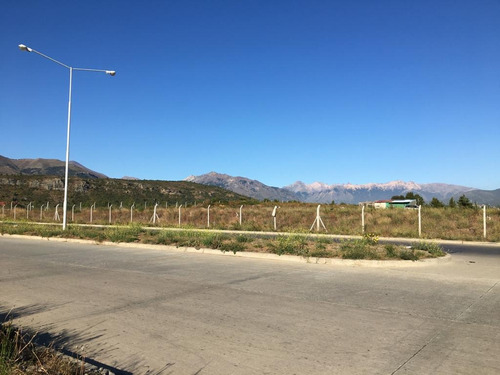Imagen 5 de 6 de Terreno Sobre Avenida Esandi Todos Los Servicios - Bariloche