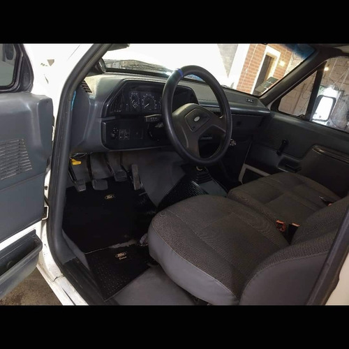 Ford F-100 2.5 I Xl Aa 1998