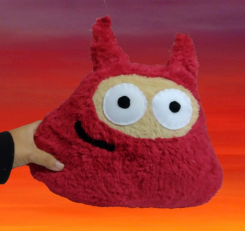 Muñeco No Peluche Almohadón Infantil Pou Diablo 30cm