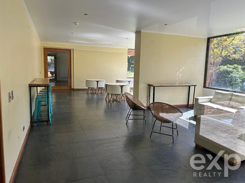 Departamento En Venta De 4 Dorm. En Las Condes