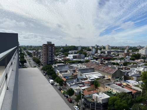 Departamento En Venta 2 Dormitorios 2 Baños Abasto A Estrena