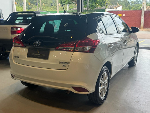 Toyota Yaris 1.3 16V FLEX XL PLUS TECH MULTIDRIVE