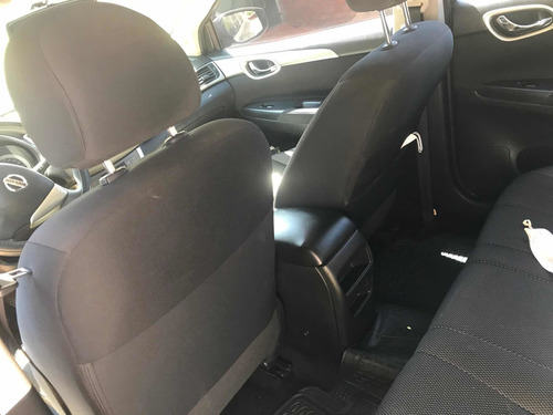 Nissan Sentra 2.0 Advance 2015