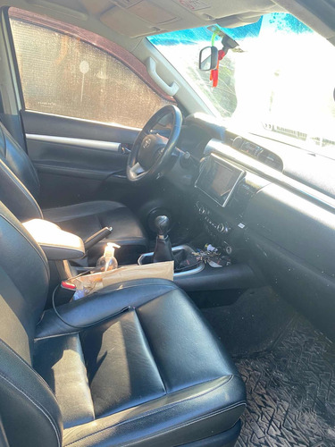 Toyota Hilux 2.8 Cd Srx 177cv 4x4 2016
