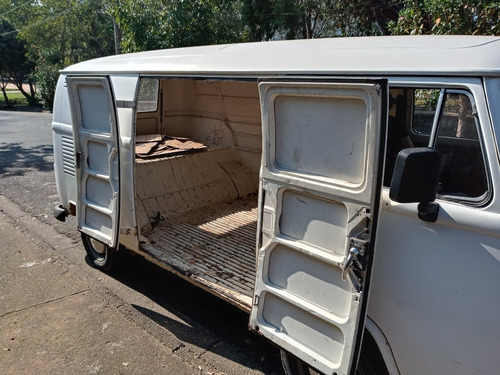 Volkswagen Kombi