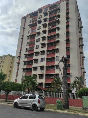 Imagen 1 de 10 de Apartamento En Venta Urb Base Aragua Res Acacias Piso 12