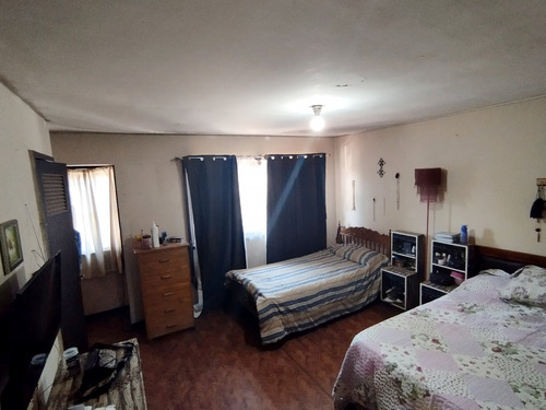 Casa 2d Y1b En Pasaje Privado, Patio Trasero Y Con Gran Cone