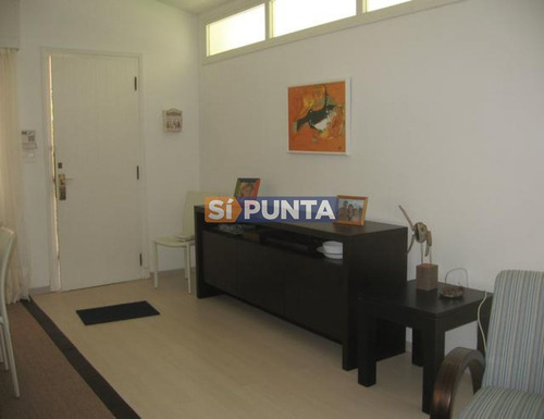 Imagen 2 de 10 de Casa En Aidy Grill
