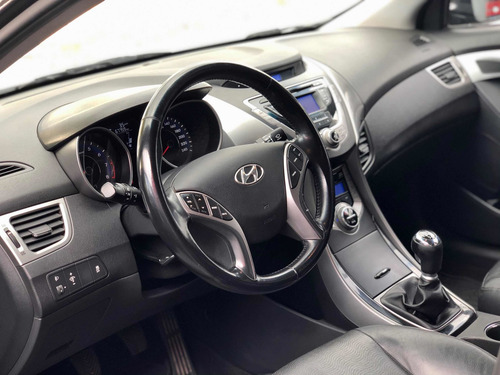 Hyundai Elantra 1.8 Gls 6mt Seguridad Premium 2014
