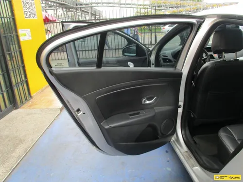 Renault Fluence PRIVILEGE 2000CC AT AA