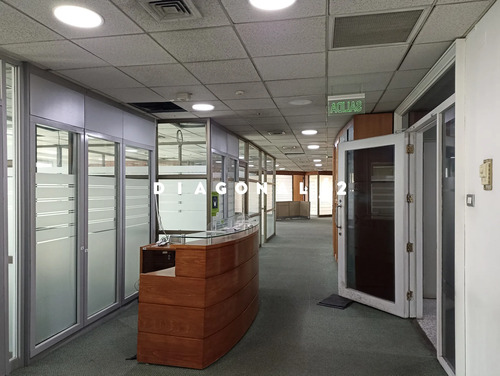 Oficina En Arriendo En Centro Histórico De Santiago