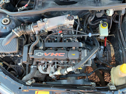 Imagem 7 de 8 de Sucata Para Venda De Peças Chevrolet Celta 2000 2001 A 2006