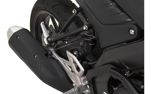 Protector Tarro Liquido Freno Yamaha Mt 15