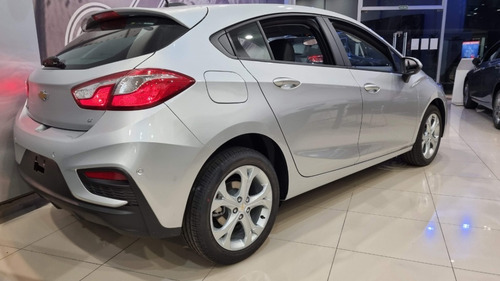 Imagen 19 de 25 de Chevrolet Cruze 5 Puerta Lt At Jp