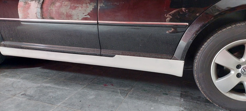 Spoiler Lateral Golf Mk4 R32 2 Portas