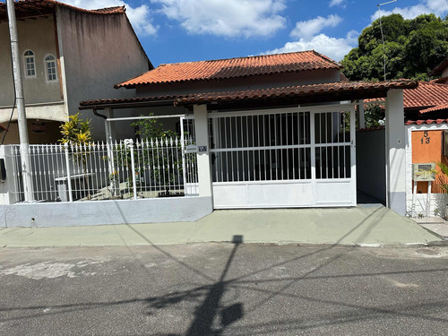 Casa Em Condomínio Fechado