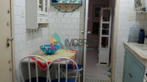 Imagem 6 de 10 de Apartamento Em Copacabana Na Quadra Da Praia!!! - Ap4457