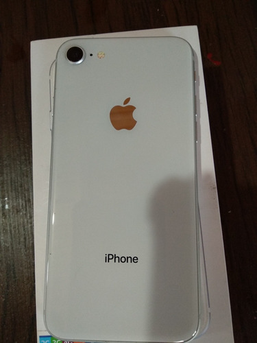 Lo Regalo iPhone 8 Silver Nuevo!!