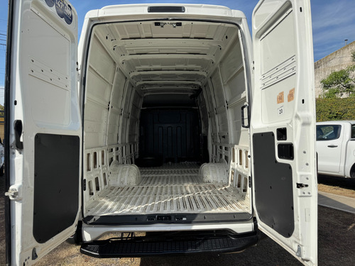 Iveco Daily 3.0 Furgon 55c16 H2 155cv 15.6m3 3950