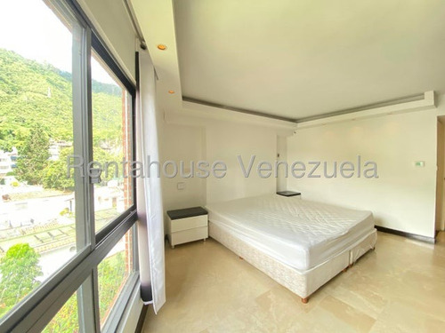 Apartamento En Venta En La Alta Florida Moderno Y Actualizado Con Vista Al Avila En Edificio Con Pozo De Agua, Excelente Oportunidad 25-11642 Jc