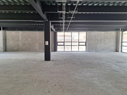 Local Comercial En Renta En Colonia Real De Arcos, Metepec, Estado De México