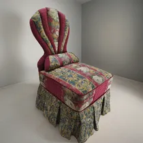 Comprar Sillón Estilo Vintage  Respaldo Abostonado Tapizado Brocato Bordó Floreado