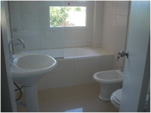 Apartamento En Alquiler Por Temporada De 3 Dormitorios En Manantiales