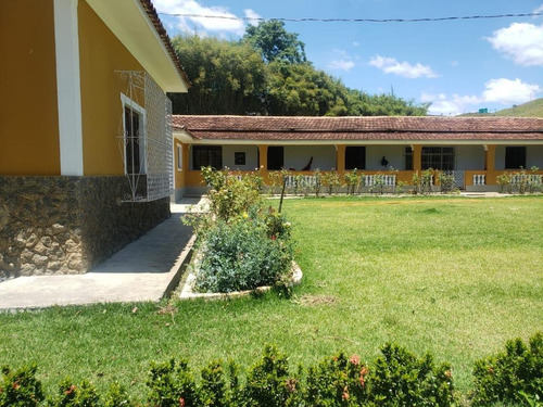 Chácara Com 7 Dormitórios À Venda, 48000 M² Por R$ 1.700.000 - Jardim São Gabriel - Jacareí/sp - Ch0003