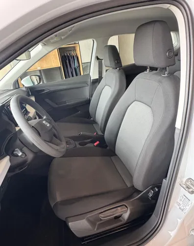 Seat Arona 1.6 Reference