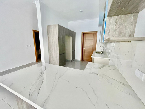 Apartamento En Venta En Naco Listo Para Entrega, 2 Habitaciones Us$350,000