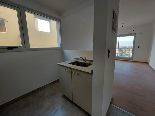 Imagen 5 de 12 de Departamento En Venta En San Miguel