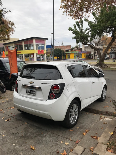 Imagen 5 de 10 de Chevrolet Sonic Ltz 5p