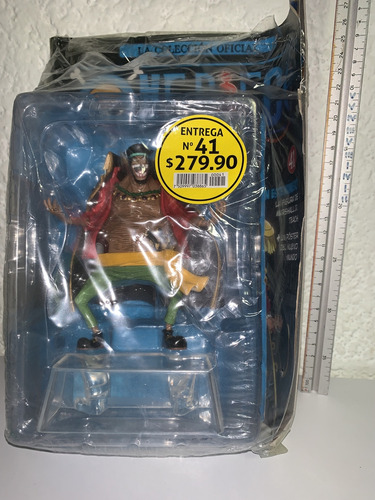 Barba Negra Marshall D Teach / One Piece / Figura Salvat (Usado)