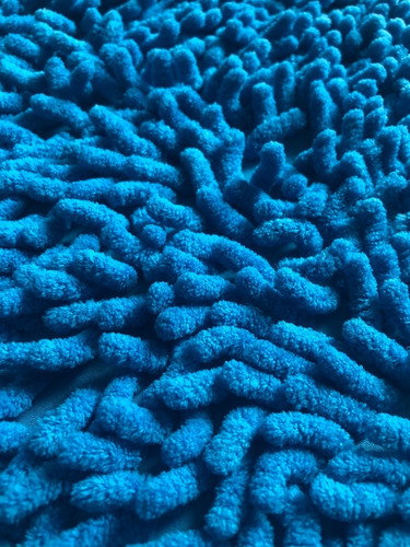 Imagen 2 de 2 de Tapete De Baño Tipo Micro Fibra 57 X37 Cms. Muy Suave