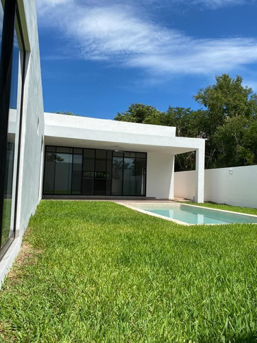 Casa Una Planta Privada La Rejoyada Al Norte De Merida.