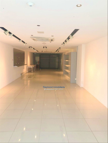 Excelente Local De 123m2 En Carrasco, Sobre Arocena