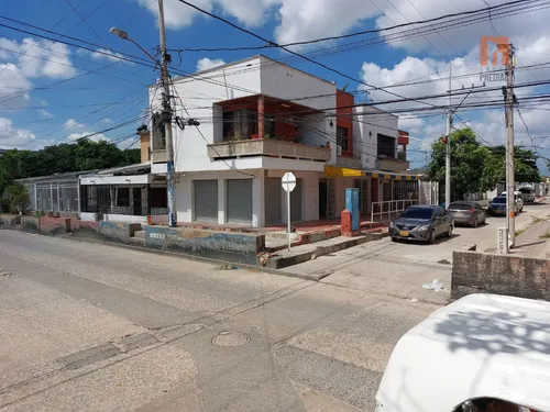 Venta De Local Y Apartamento En Hipodromo