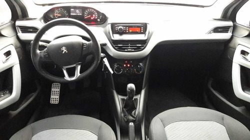 Peugeot 208 1.5 Active 2014