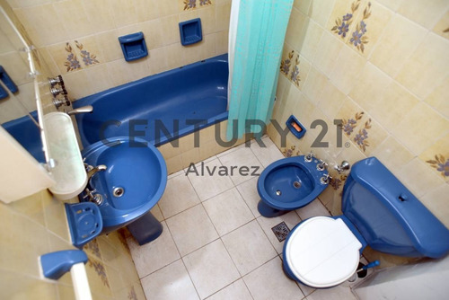Imagen 8 de 23 de Departamento En Venta 3 Amb Con Cochera Lanus