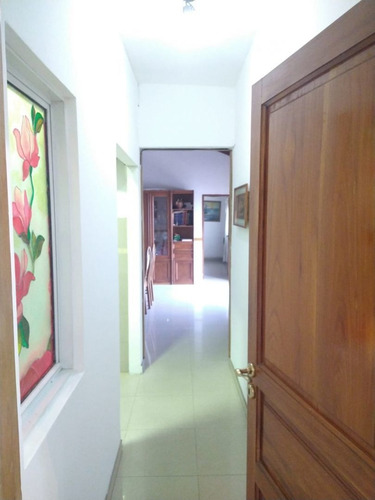 Imagen 13 de 17 de Casa En Venta En Lanús Oeste