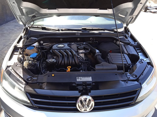 Volkswagen Jetta 2.0 mk vi 4 ptas