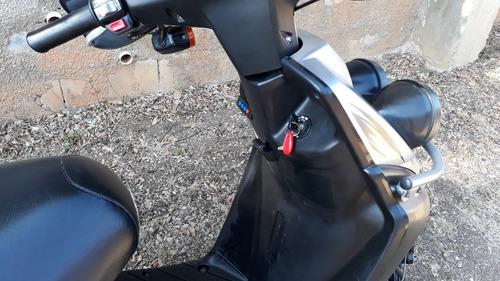 Imagen 9 de 14 de Moto Scooter Yamaha Bws- 100cc Año 2008 Color Gris Original.