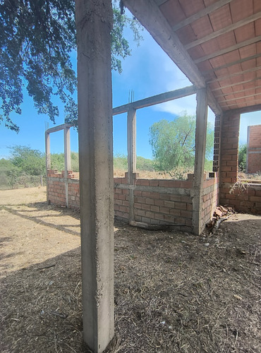 Terreno 1541 M2 Con Hotel En Construcción 582 M2
