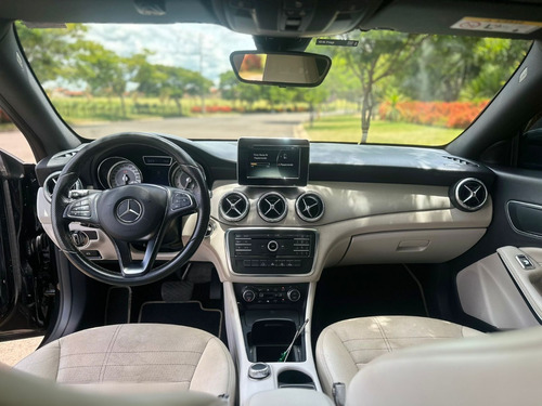 Mercedes-Benz Classe Cla 1.6 Vision Turbo Flex 4p